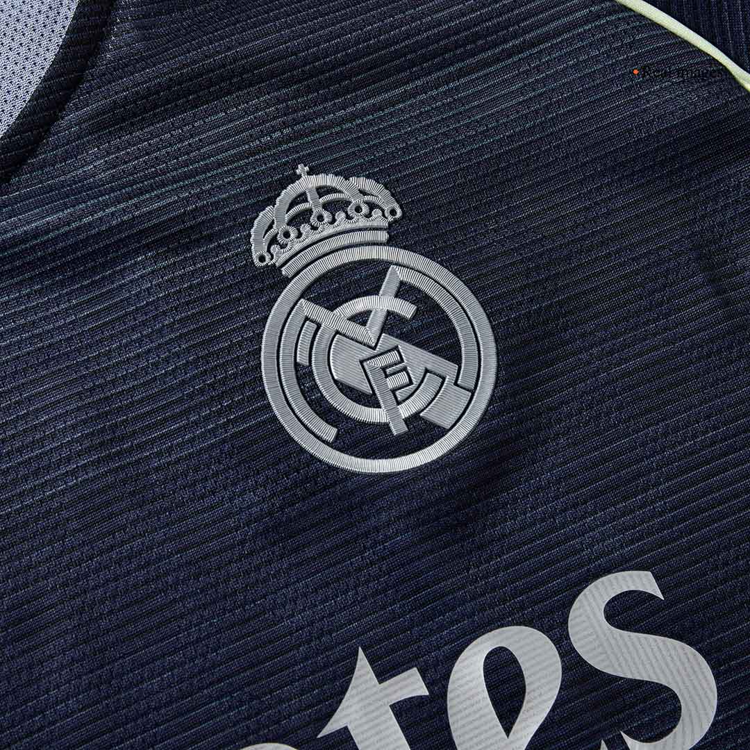 VALVERDE #8 Real Madrid Uitshirt 2025/26 Authentiek